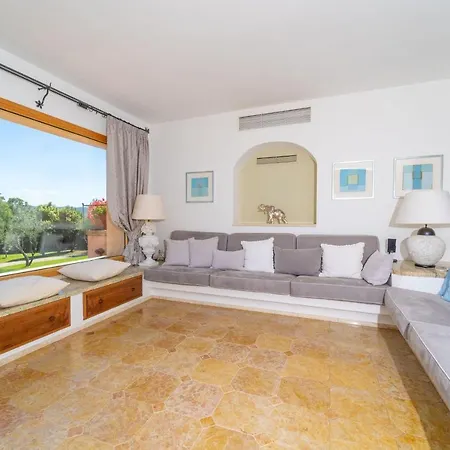 Degli Ulivi Villa Abbiadori